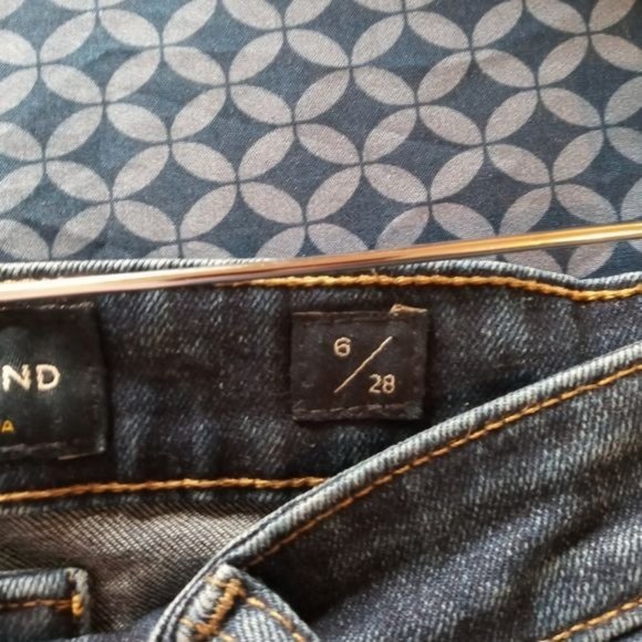 Ladies Lucky Brand capri jeans size 6/28 - Picture 3 of 8